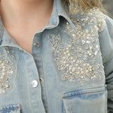 Chaqueta Denim con Apliques Decorativos
